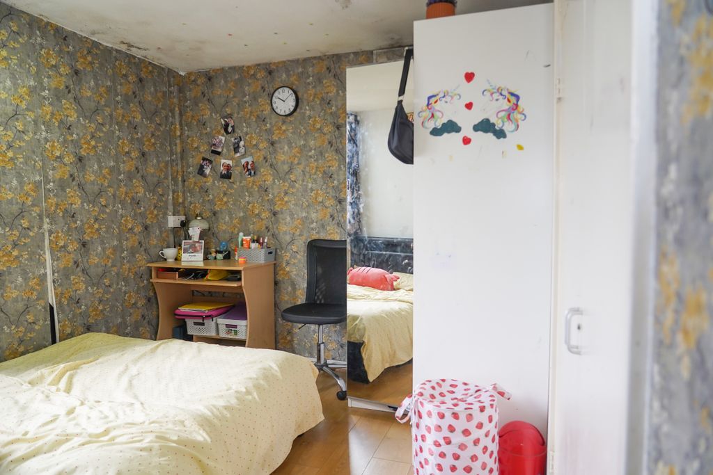 Additional image 4 of 3 bed end terrace house for saleGreat Knightleys, Basildon SS15