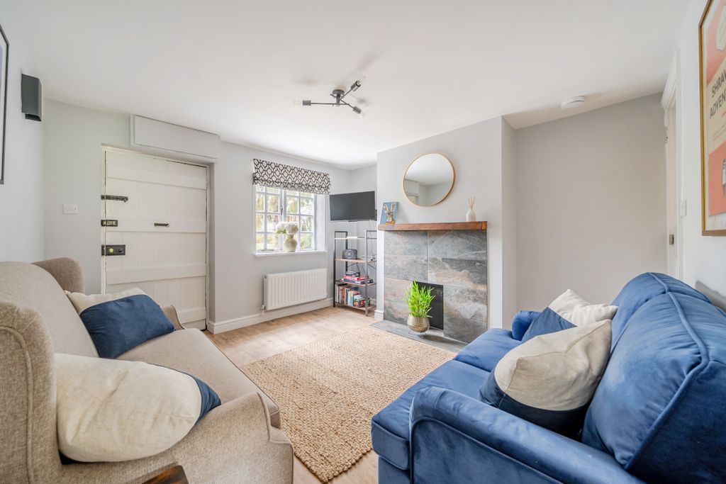 Property photo 3 of 19