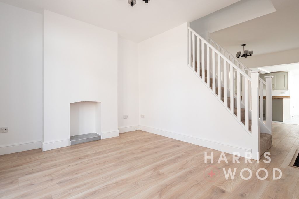 Property photo 3 of 28 4186026