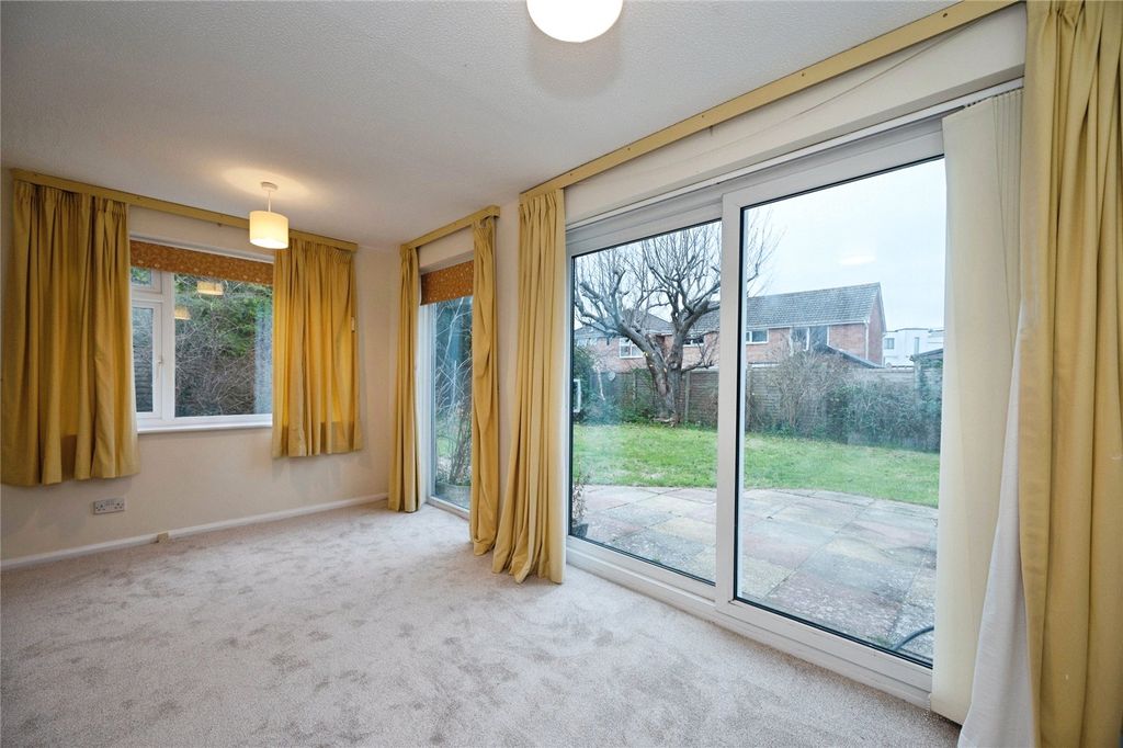 Property photo 3 of 20 Picture No. 11