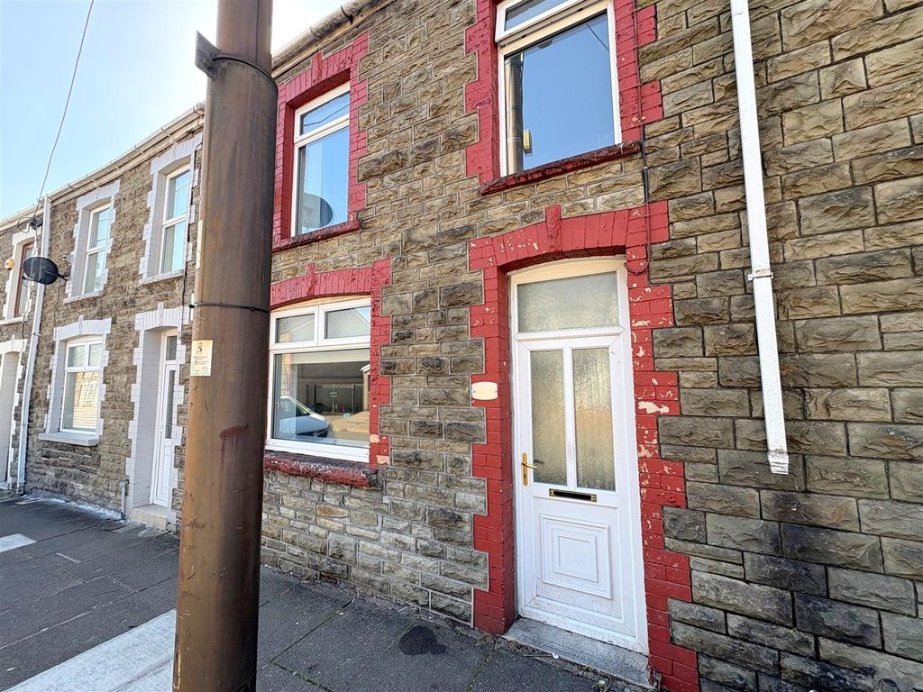 Property photo 2 of 23 Front A.Jpg