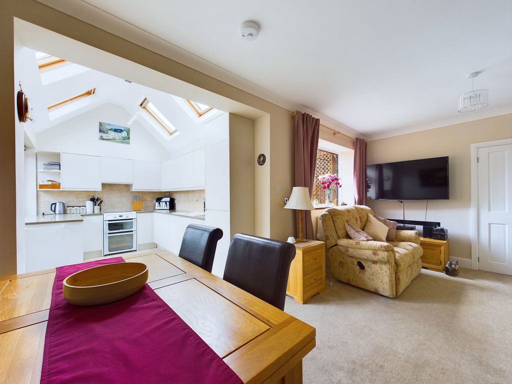 Property photo 3 of 28 4867-Hr-4