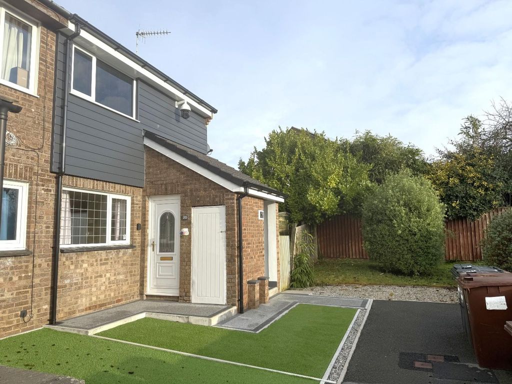 Property photo 1 of 13 Front Main.Jpeg