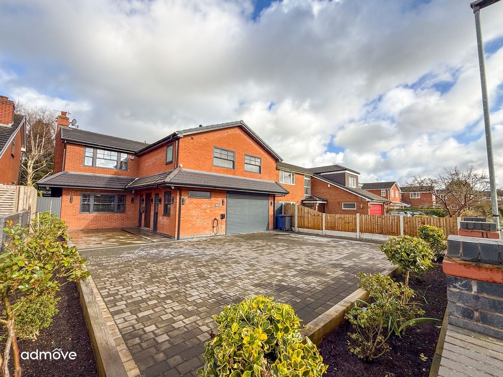 Property photo 1 of 41