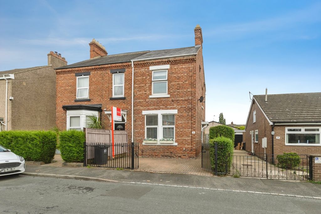 Property photo 1 of 19 Pbox-Img.Jpg