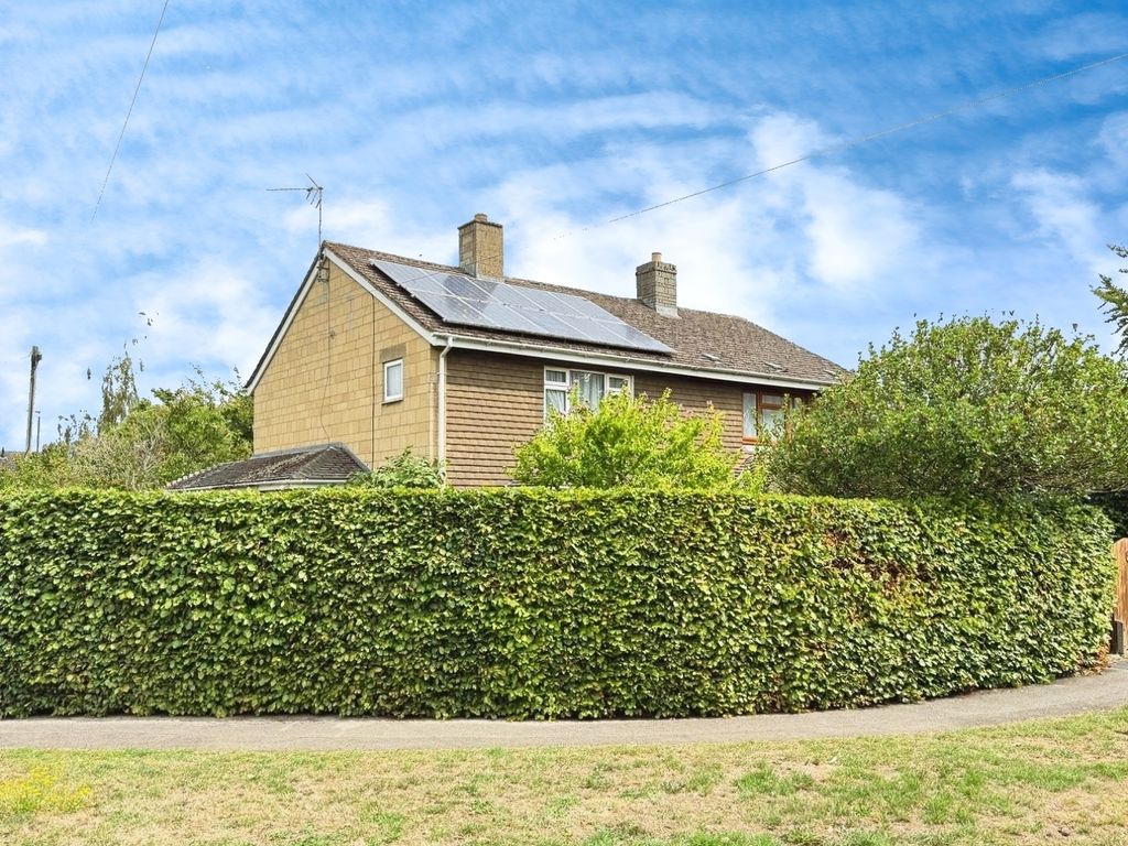 Property photo 1 of 17 Pbox-Garden-322561.Jpeg