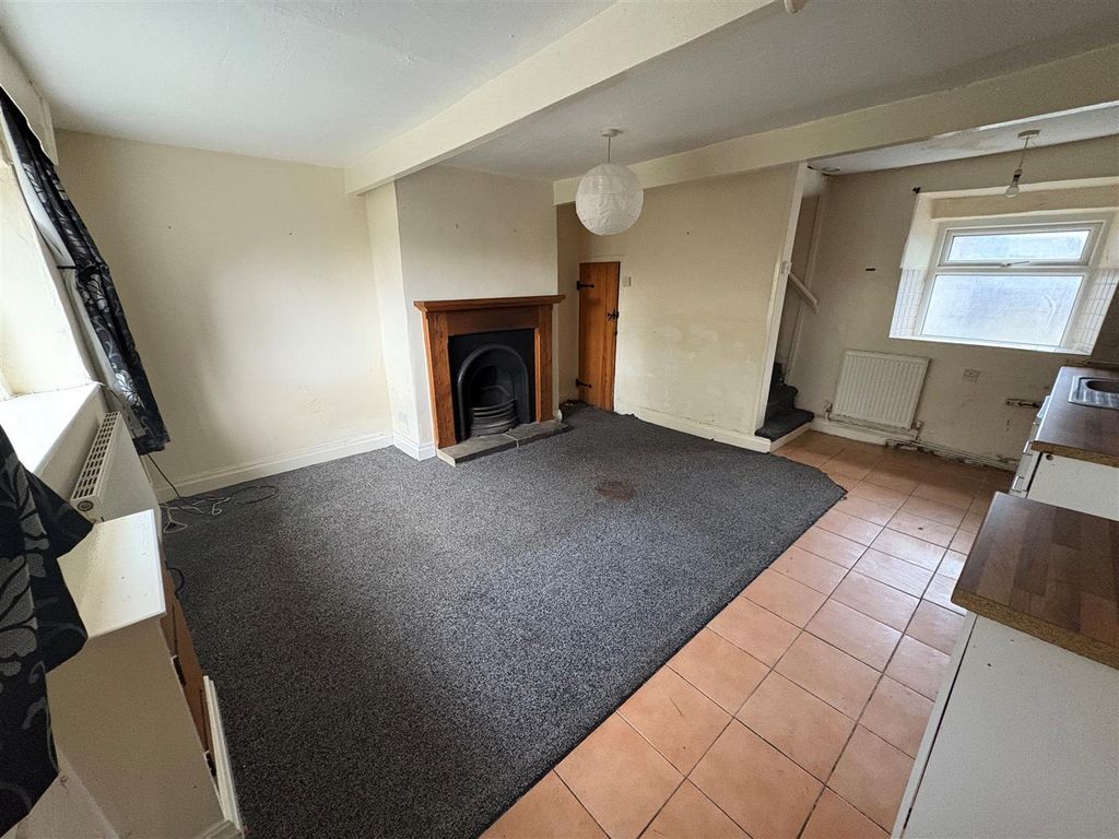 Property photo 3 of 6 1.Jpg