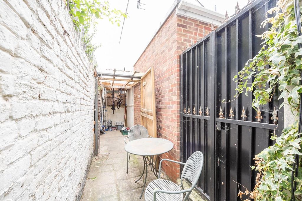 Property photo 3 of 15 Patio