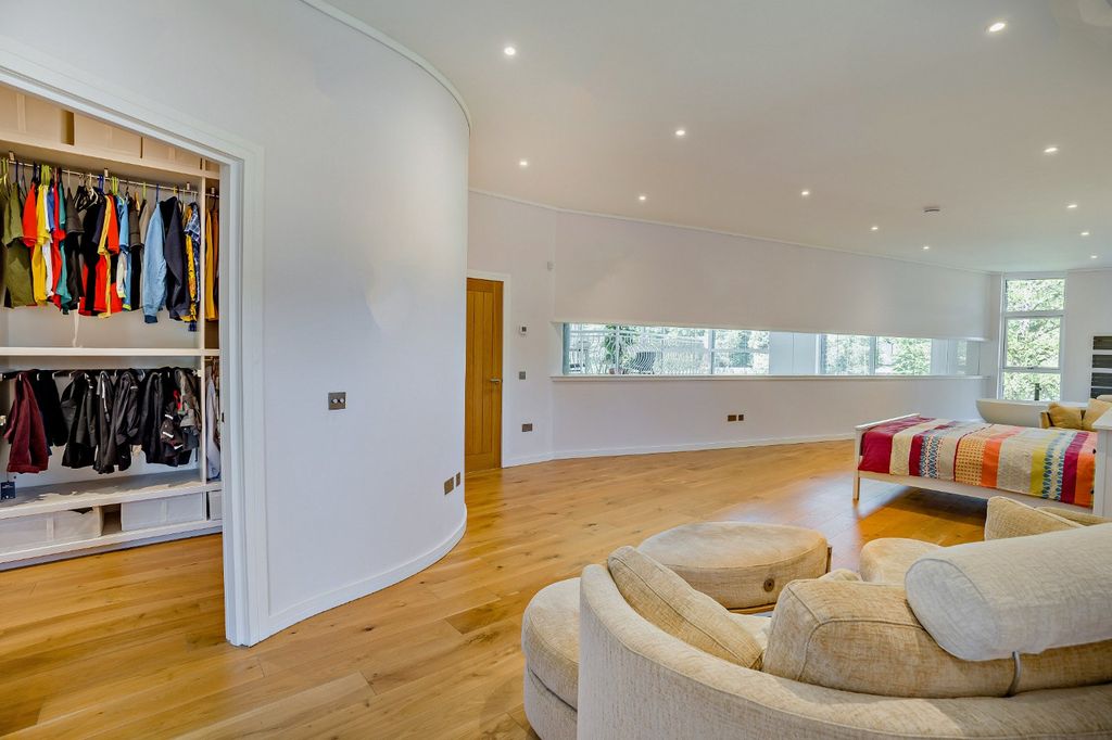 Additional image 16 of 5 bed detached house for saleBurnside, Kinclaven Crescent, Murthly, Perth PH1