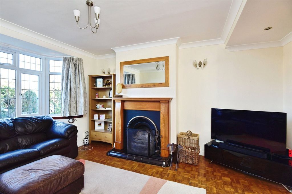 Property photo 3 of 22 Picture No. 04