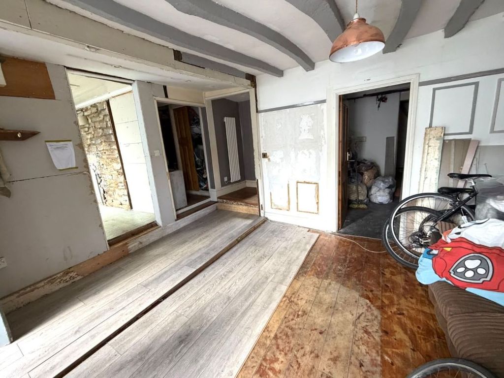 Property photo 3 of 10 Image 3
