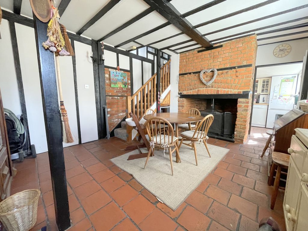 Property photo 2 of 22 Rectory Road