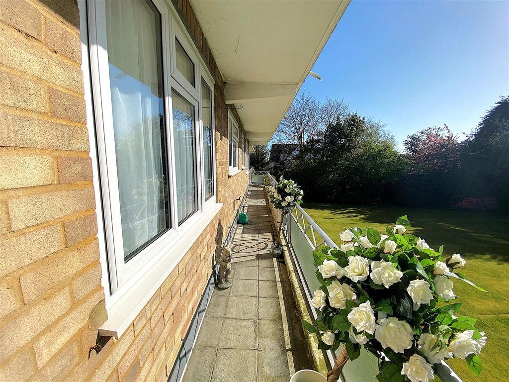 Property photo 3 of 13 6 The Croft - Balcony2.Jpg