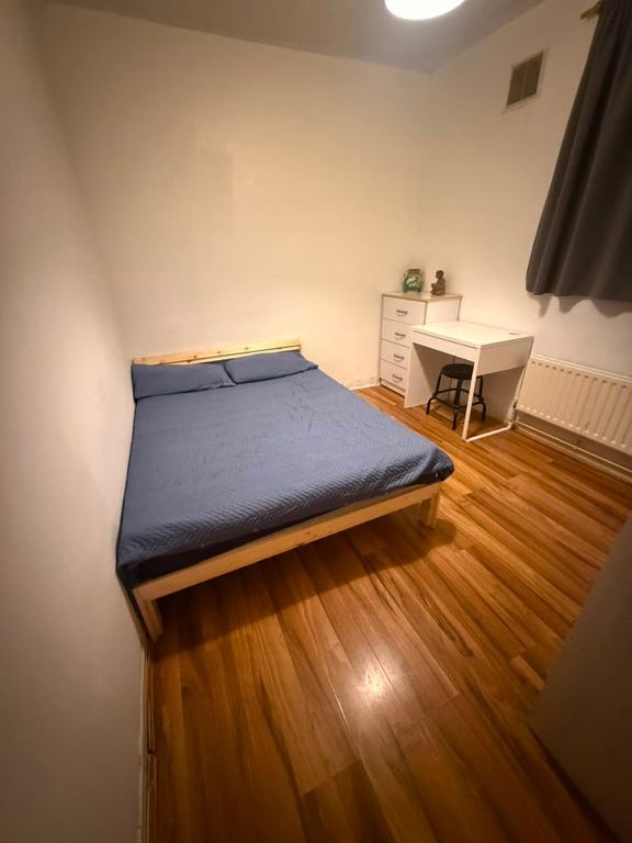 Property photo 1 of 3