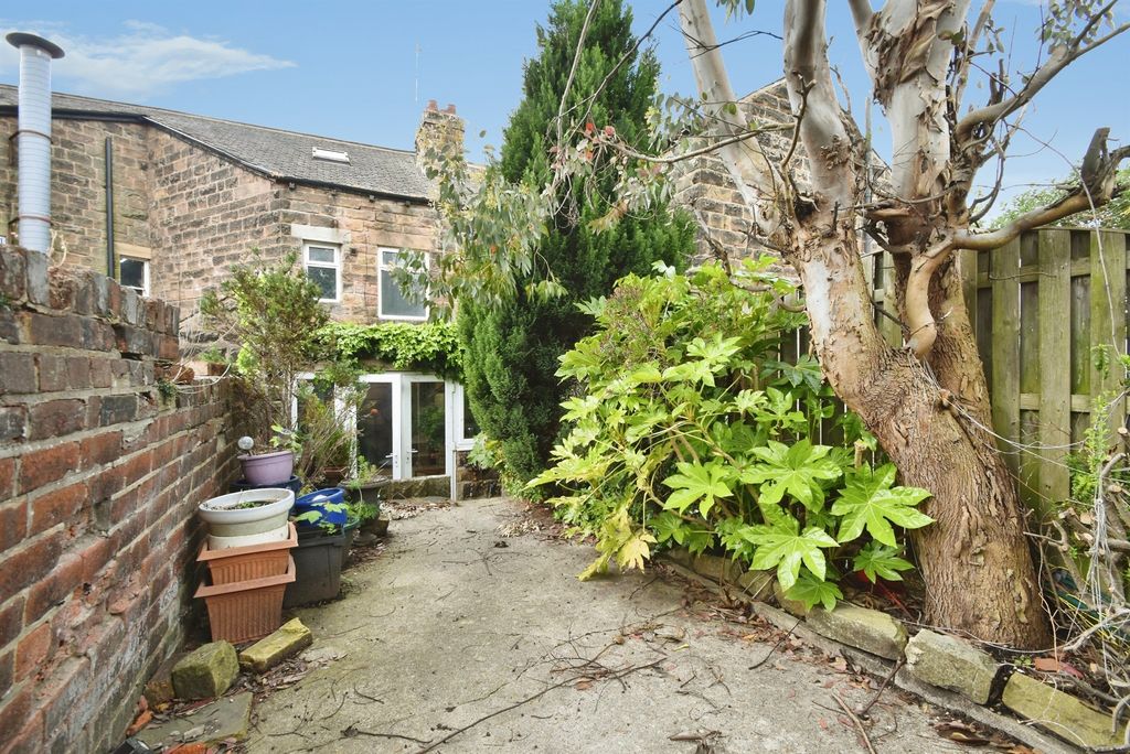 Property photo 2 of 18