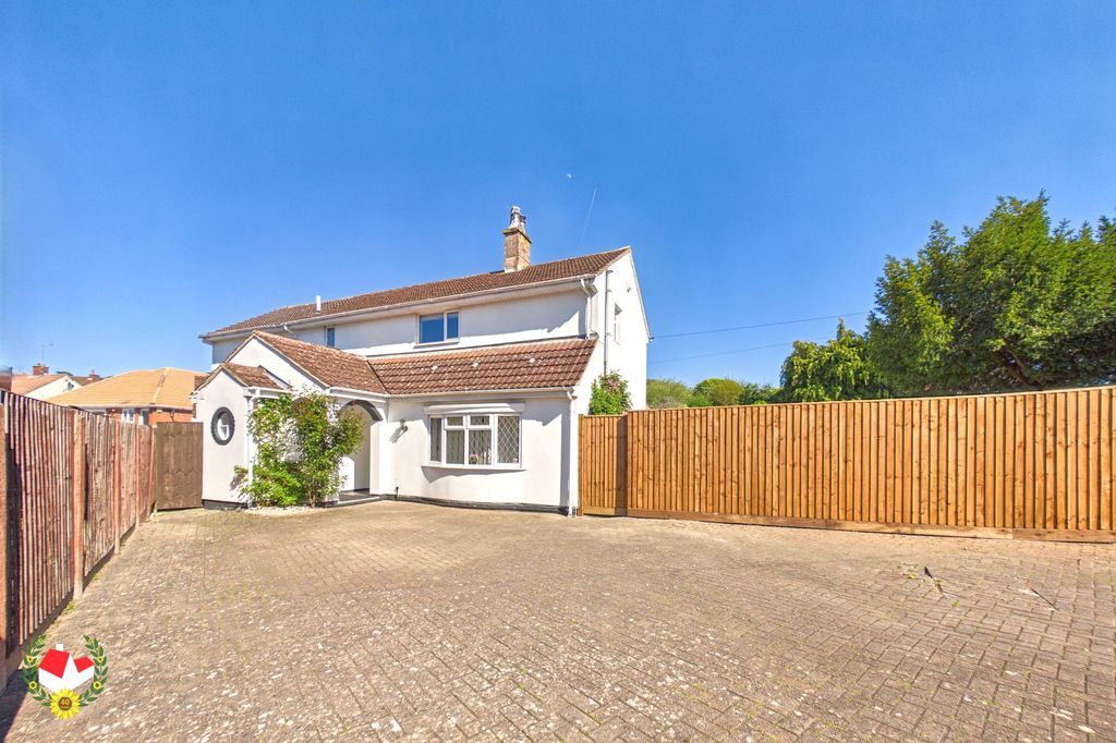Property photo 1 of 24
