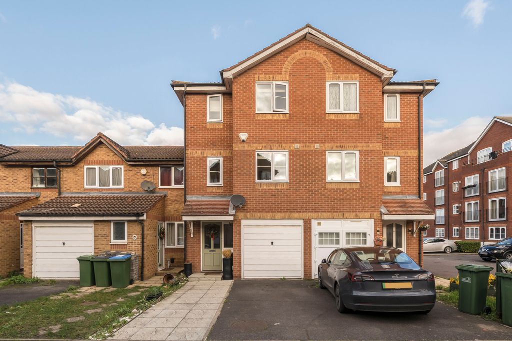 Property photo 1 of 10 Picture No. 25