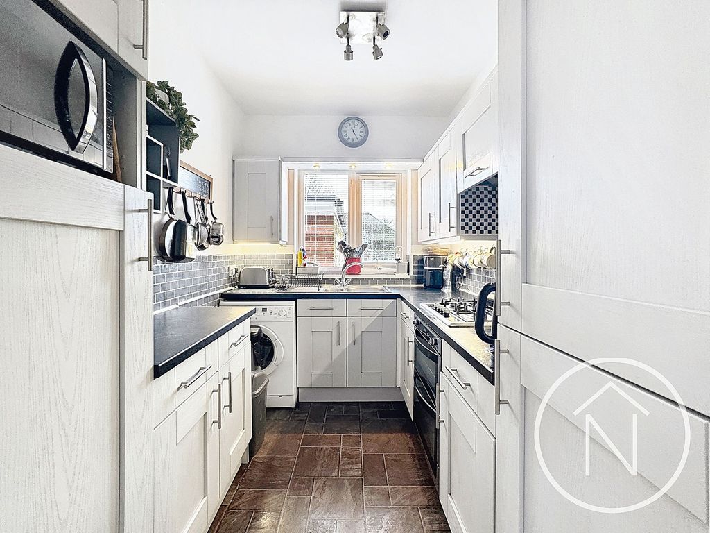 Property photo 3 of 20