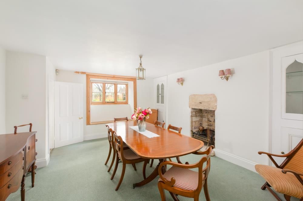 Property photo 3 of 31 Image