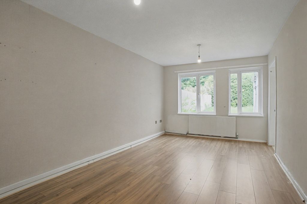 Property photo 2 of 23 52 Tag Croft, Ingol, Preston, Lancashire Pr2 7Aq