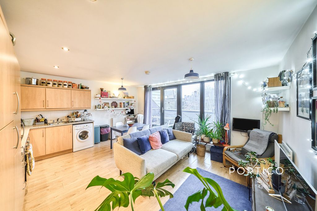 Property photo 1 of 9 Pbox-Img.Jpg