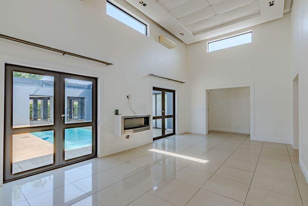 Property photo 2 of 37 Pt1719488