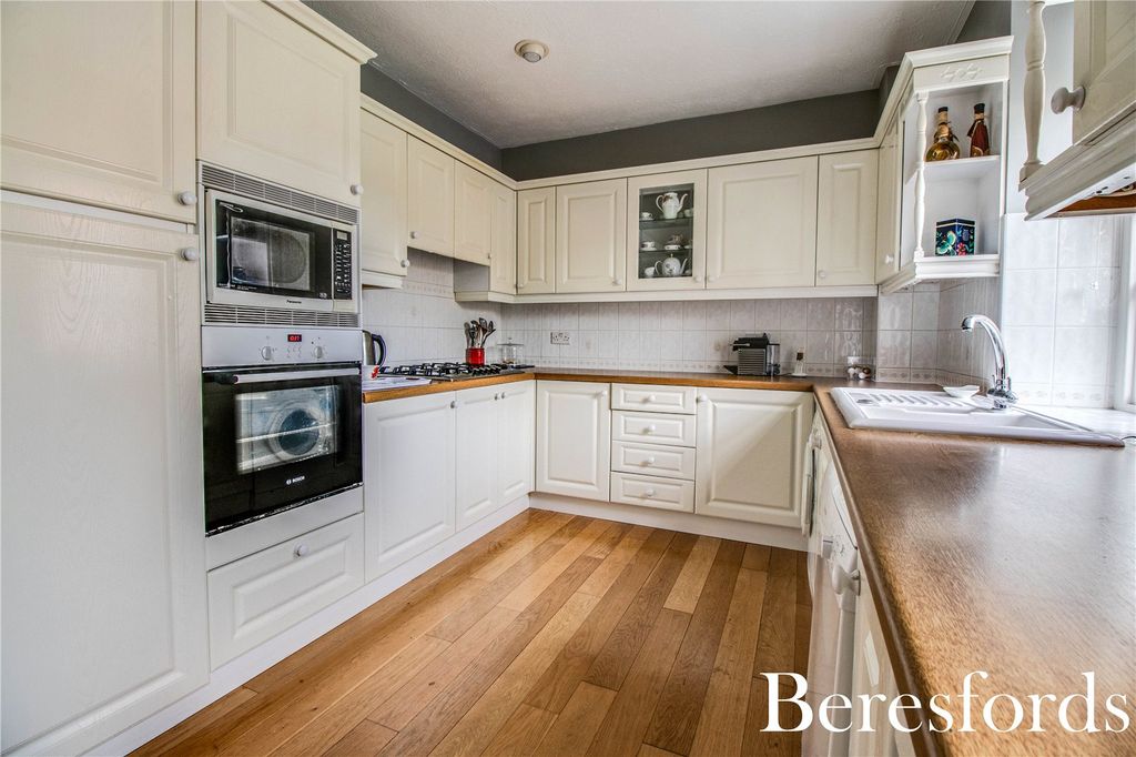 Property photo 3 of 19 Picture No. 06