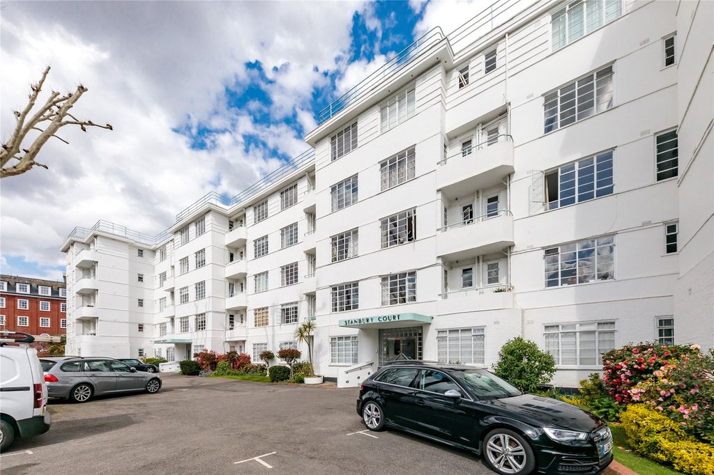 Property photo 1 of 17 Picture No. 04