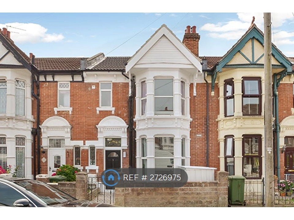 Property photo 1 of 8 Ophir Road Exterior