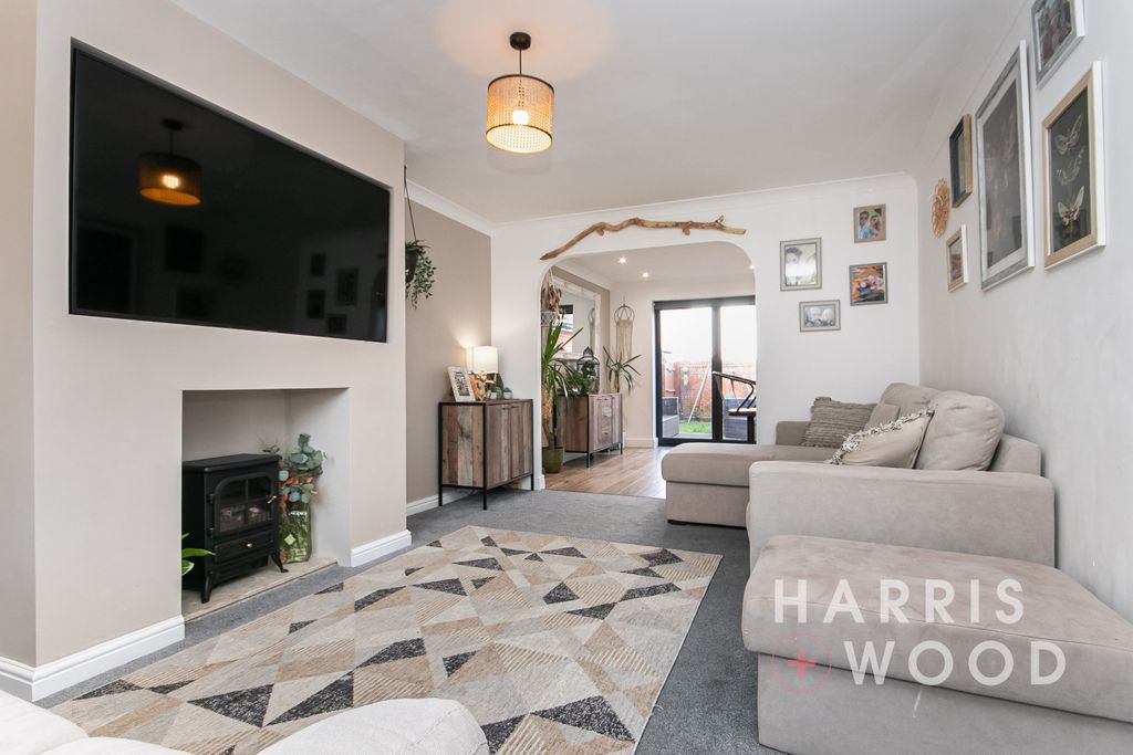 Property photo 3 of 29 3965878