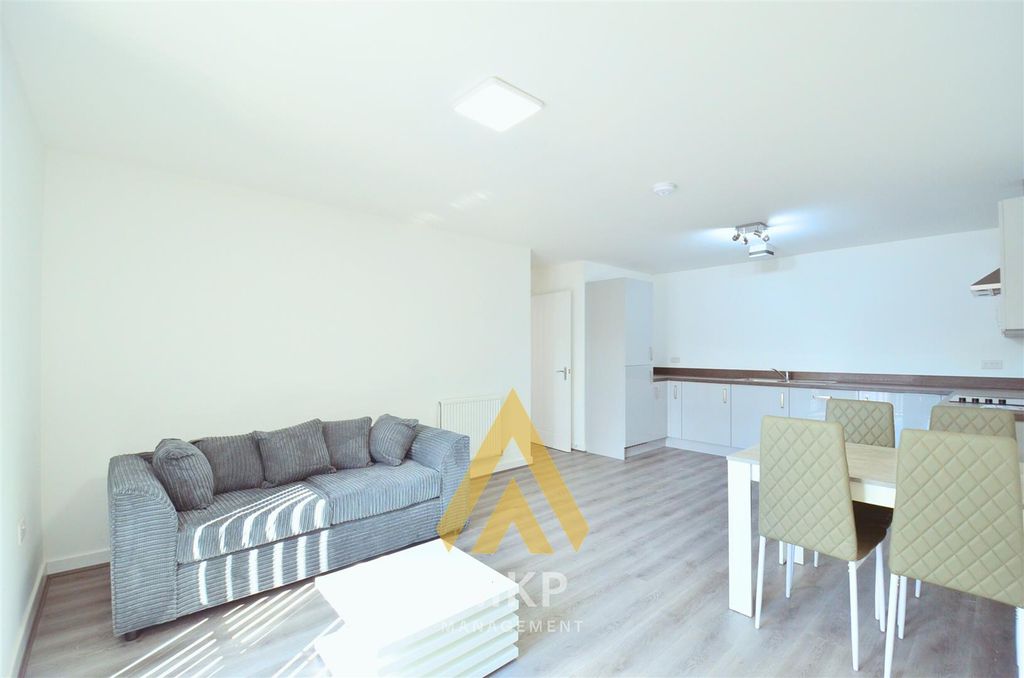 Property photo 3 of 13 3.Png