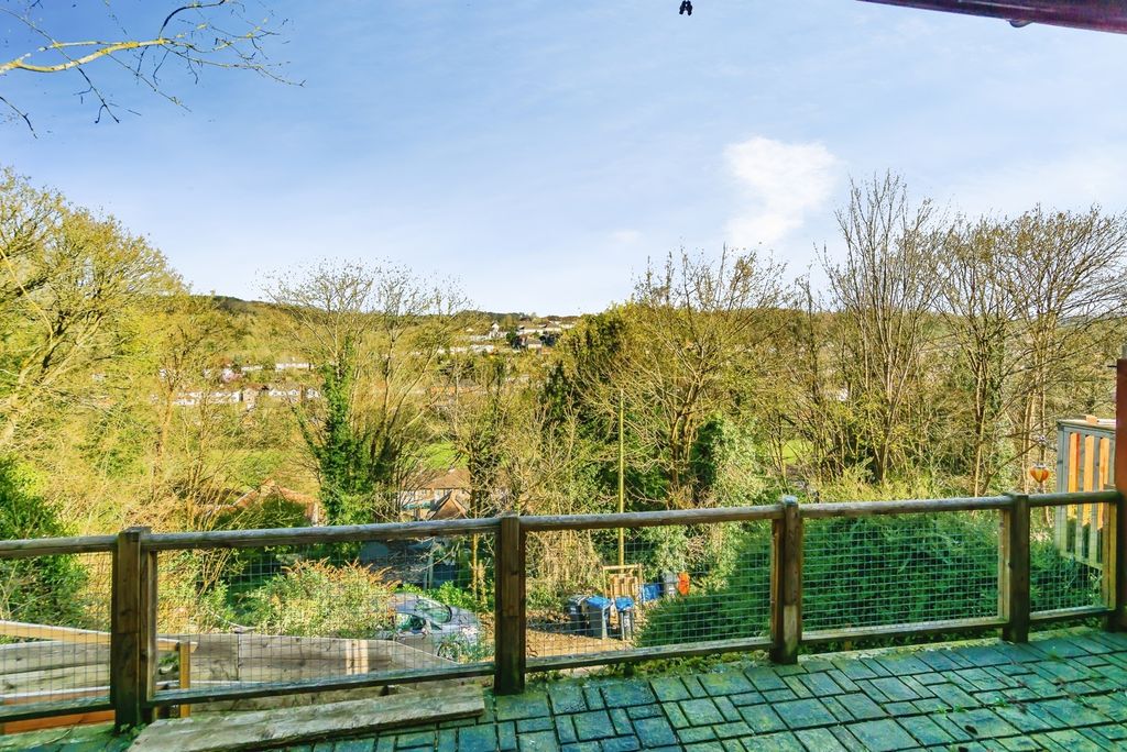 Property photo 3 of 16 Pbox-Img.Jpg