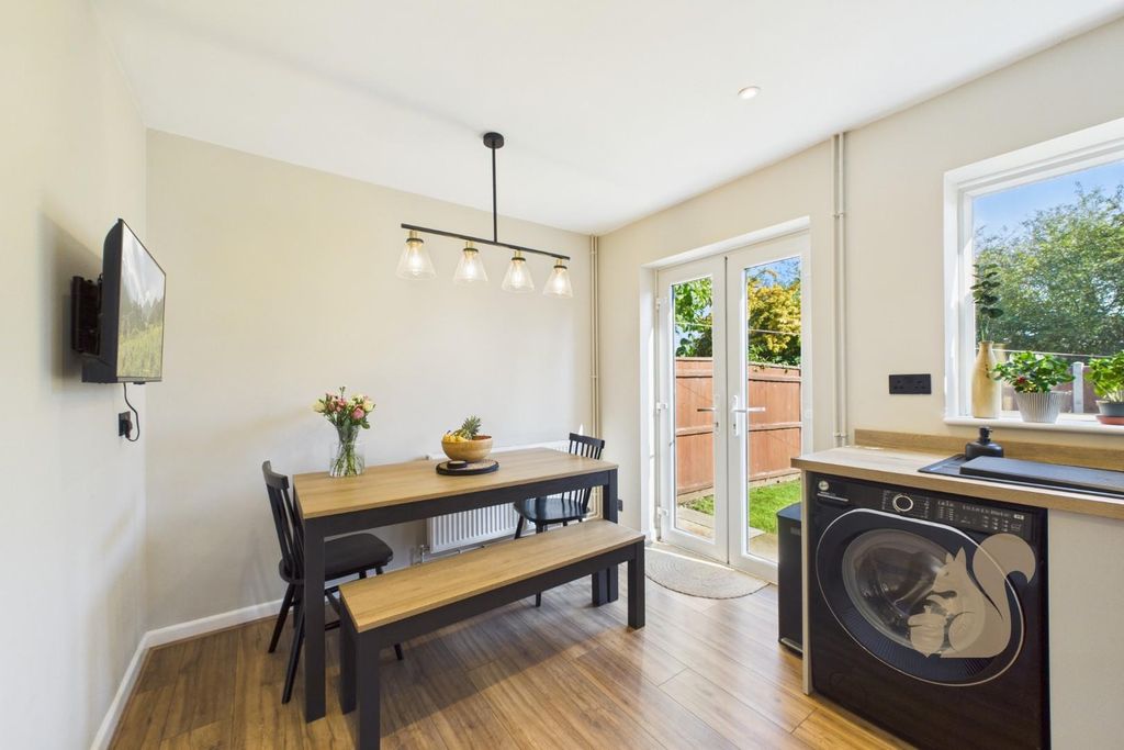 Property photo 2 of 25 Cam01659G0-Pr0592-Still010.Jpg