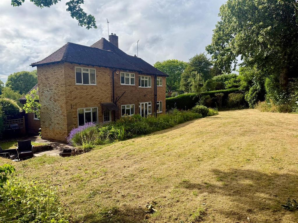 Property photo 2 of 26