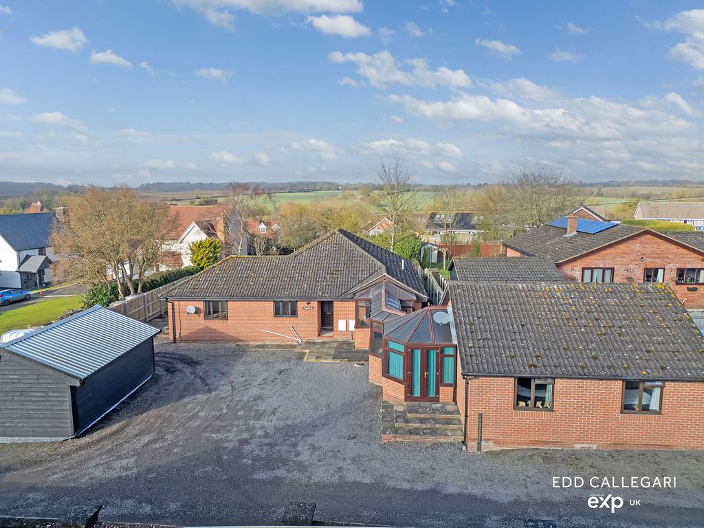 Property photo 3 of 30