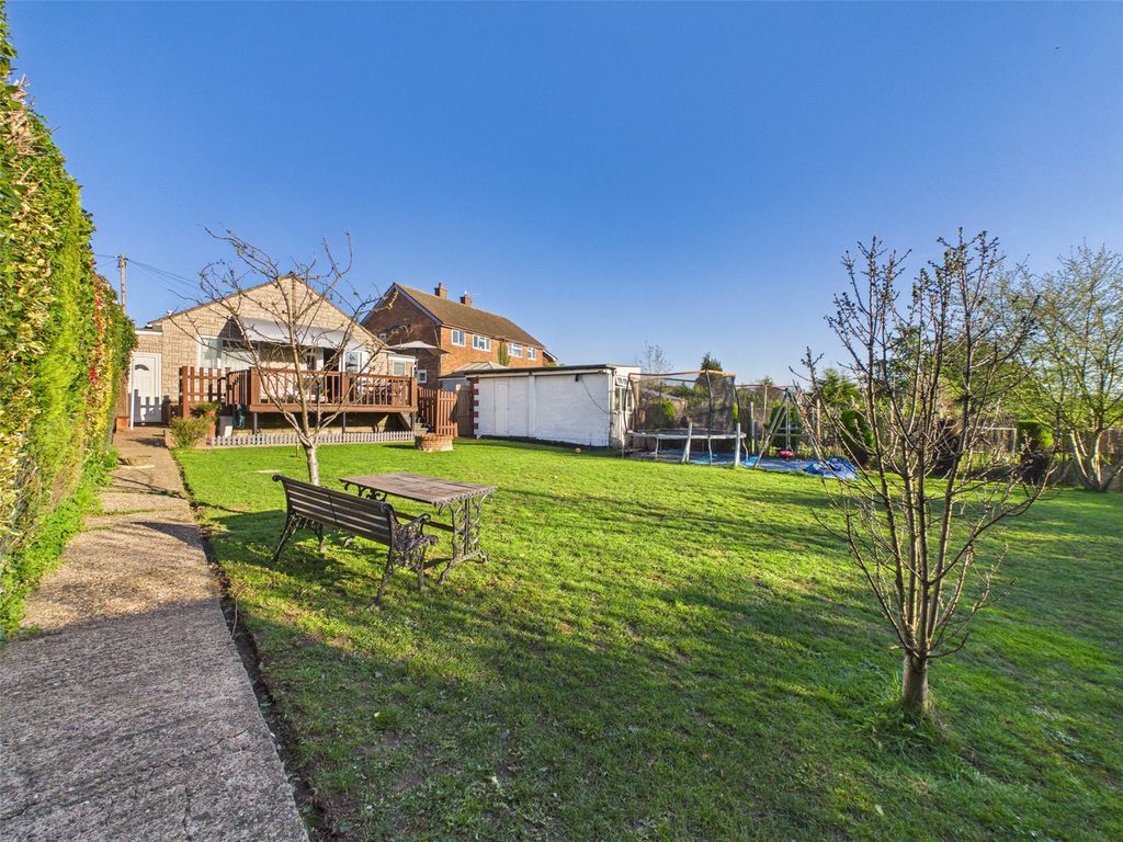 Property photo 2 of 15 Picture No. 02