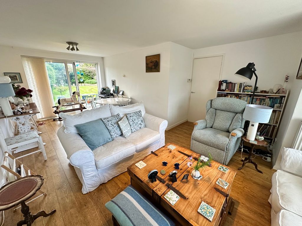 Property photo 3 of 15