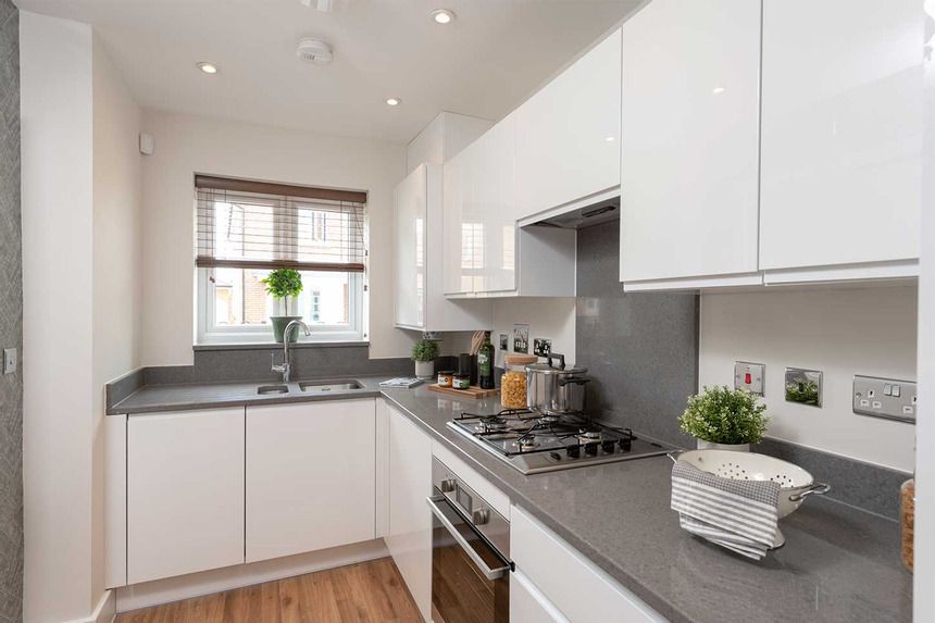 Property photo 2 of 6 Wmb - 9B - Rosemary (Badminton) Kitchen 2