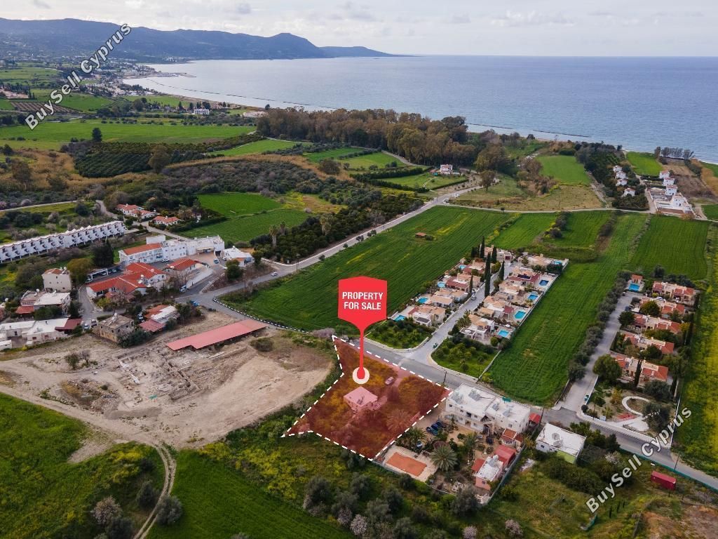 Property photo 1 of 8