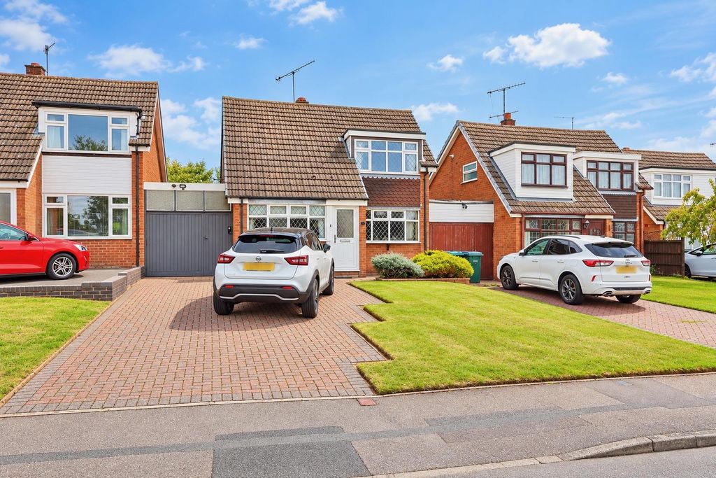 Property photo 1 of 16 Frontage