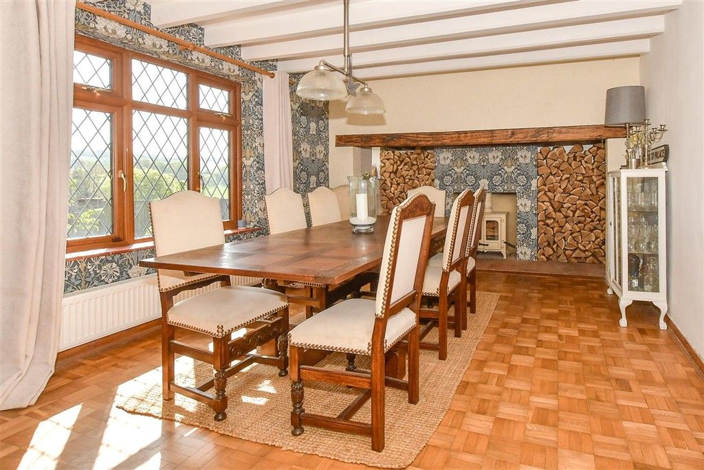 Property photo 3 of 24 Dining Room