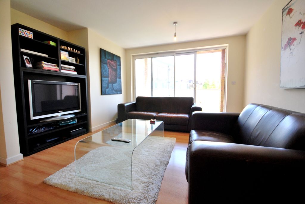 Property photo 1 of 10 Reception