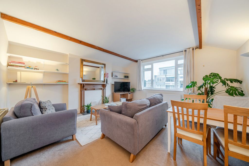 Property photo 1 of 6 1529988-7-6Ac663F...