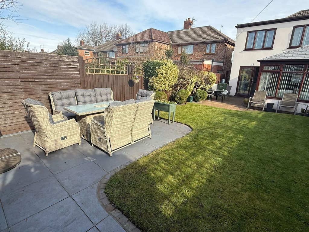Property photo 1 of 21