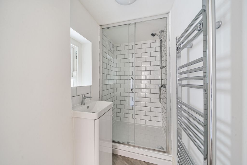 Property photo 3 of 5 Bathroom