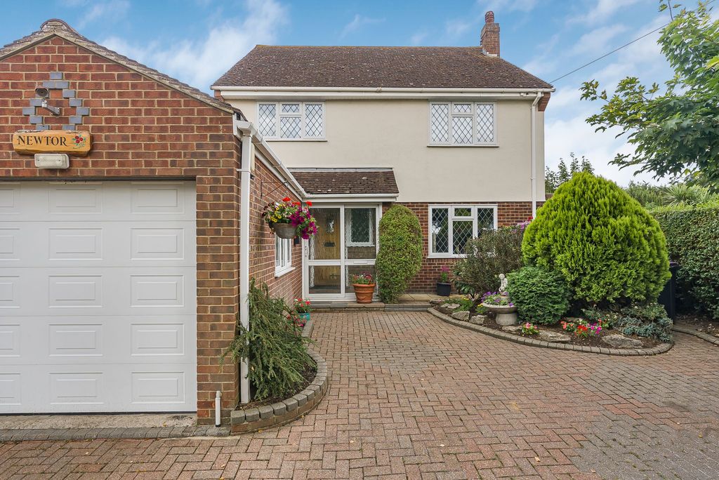 Property photo 1 of 35