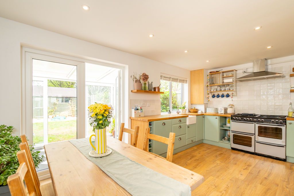 Property photo 2 of 29 Photo 23