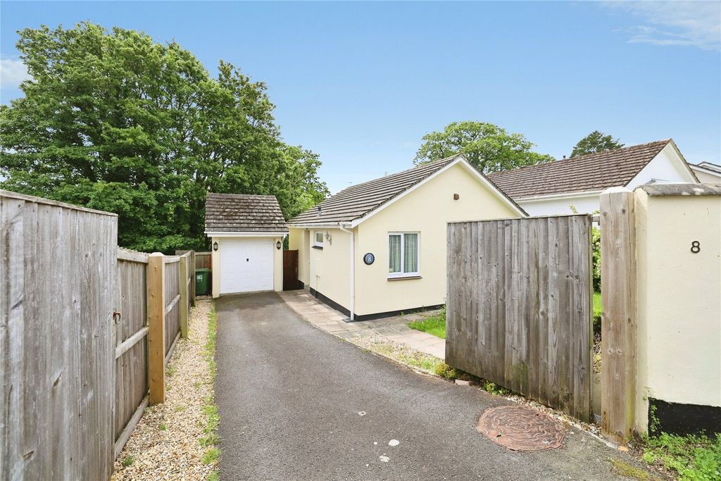 Property photo 2 of 11 Picture No. 22