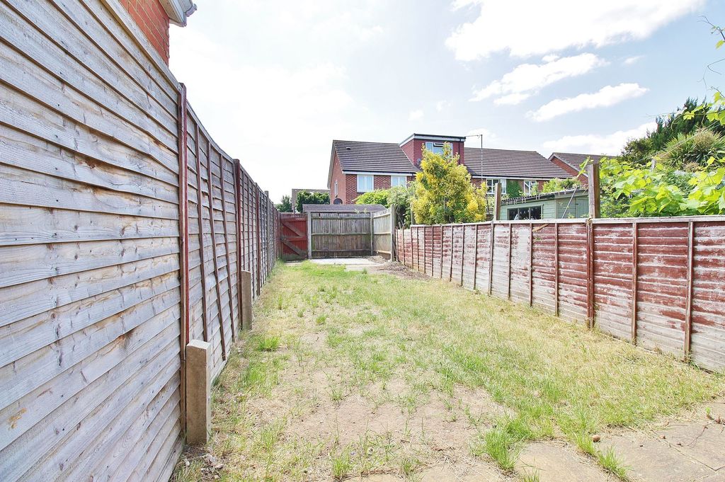 Property photo 3 of 7
