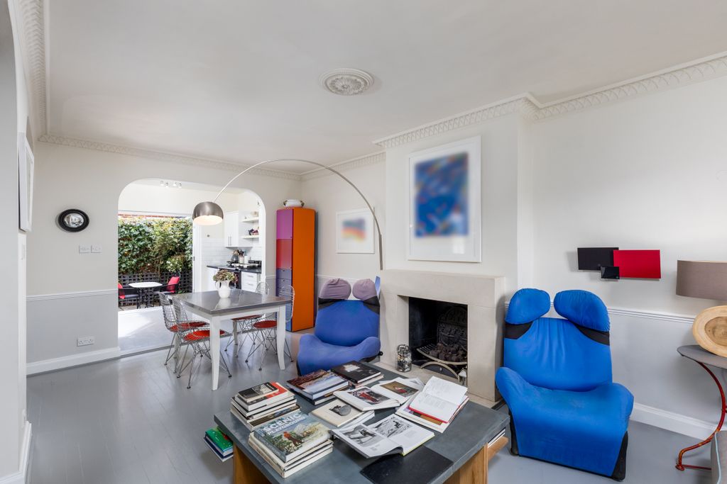 Property photo 1 of 14